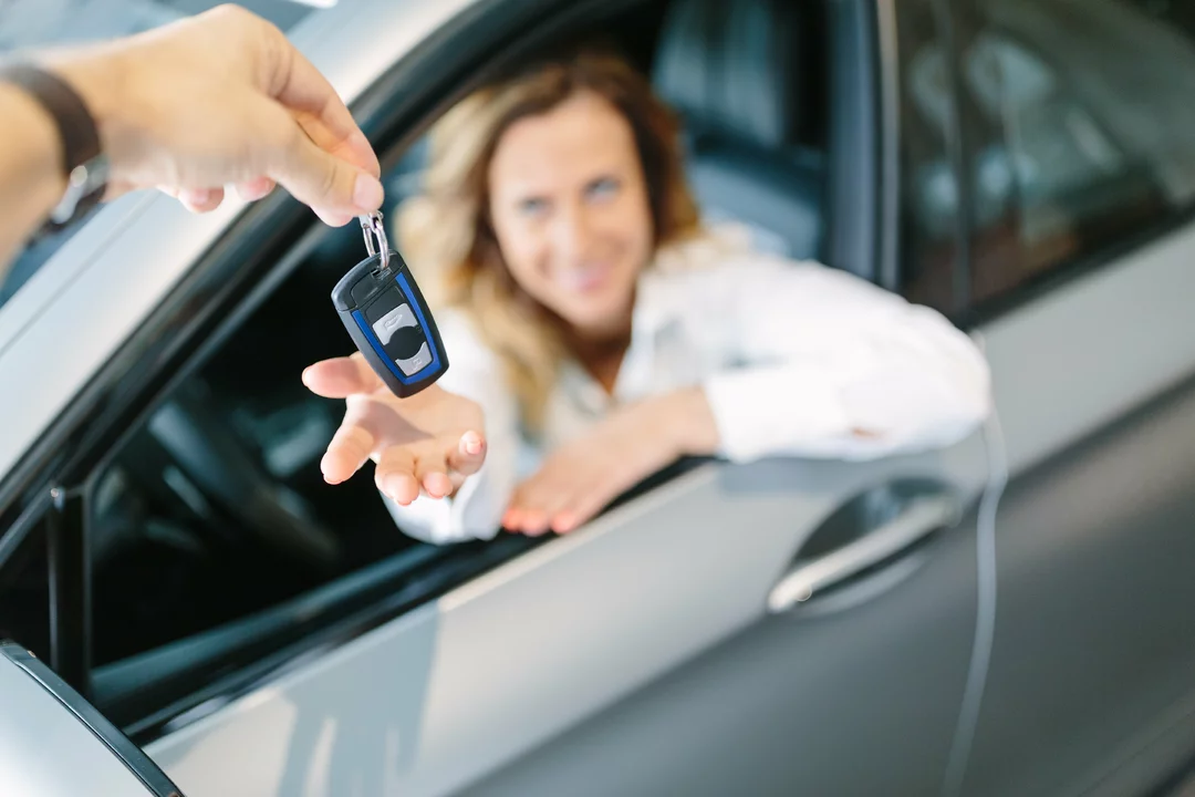 Do car dealerships still offer test drives if it's storming?